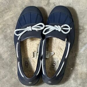 UGG Ashdale Roxy Navy Blue Boat Shoes Leather Sheepskin Lined Loafers Preppy